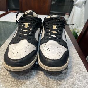 Nike Men's Black and Cream Sneakers